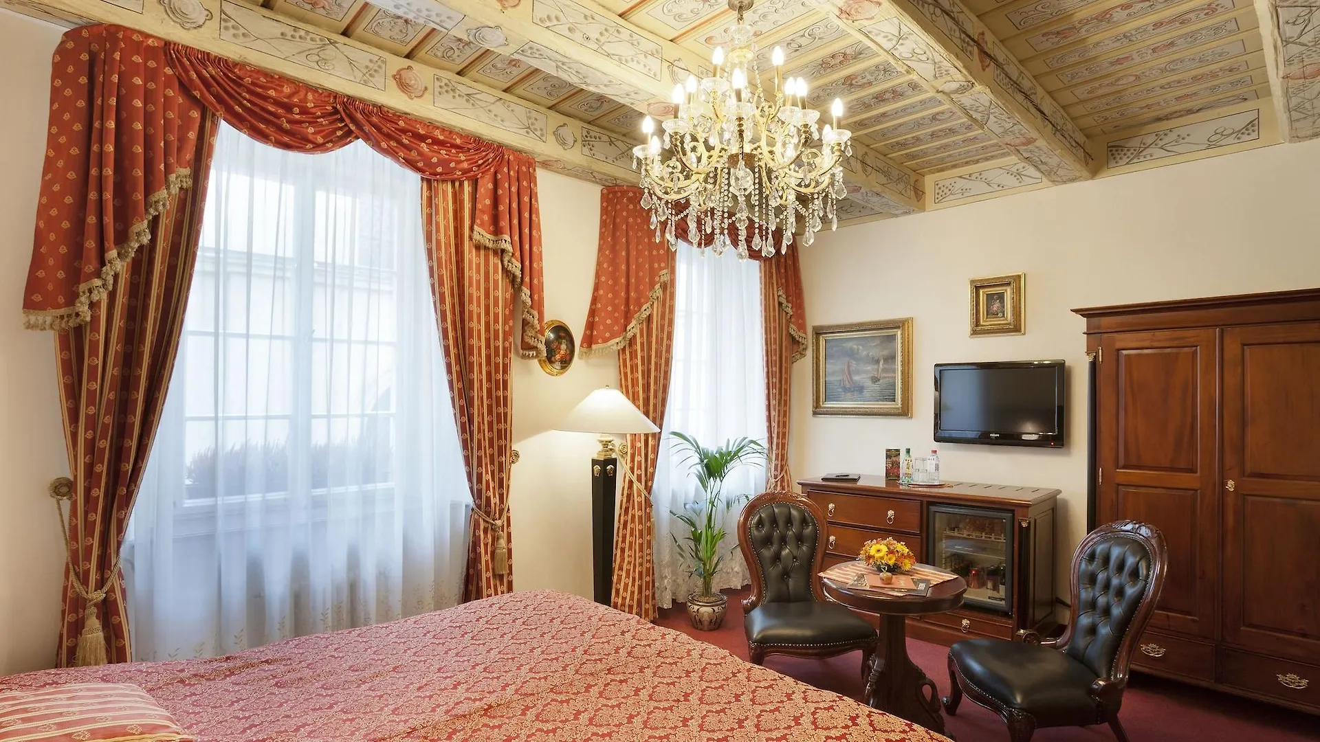 Hotel U Zlateho Stromu Prague By Bhg